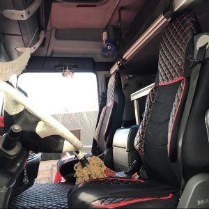 Pokrowce na siedzenia MAN TGX – Wybierz swój kolor – Pikowana skóra i Alcantara