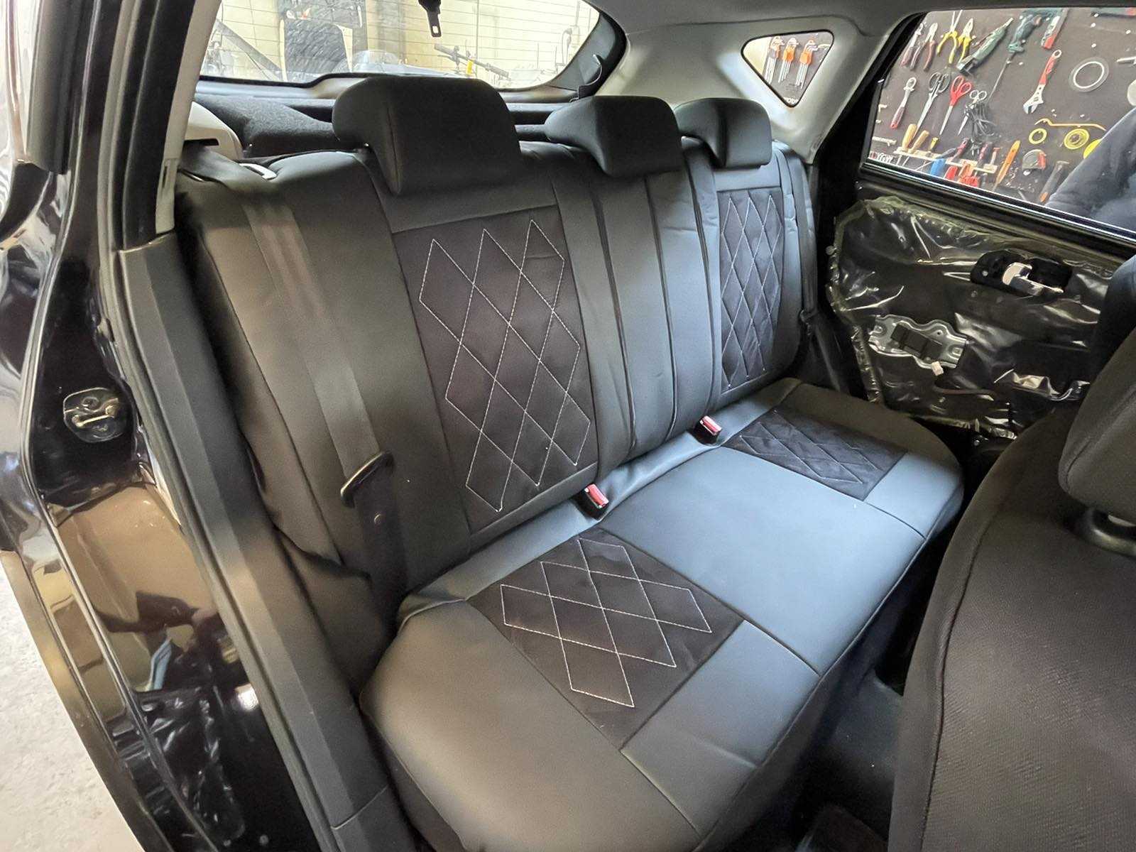 Huse scaune NISSAN Qashqai - alcantara perforata si piele ecologica - obrazek 5