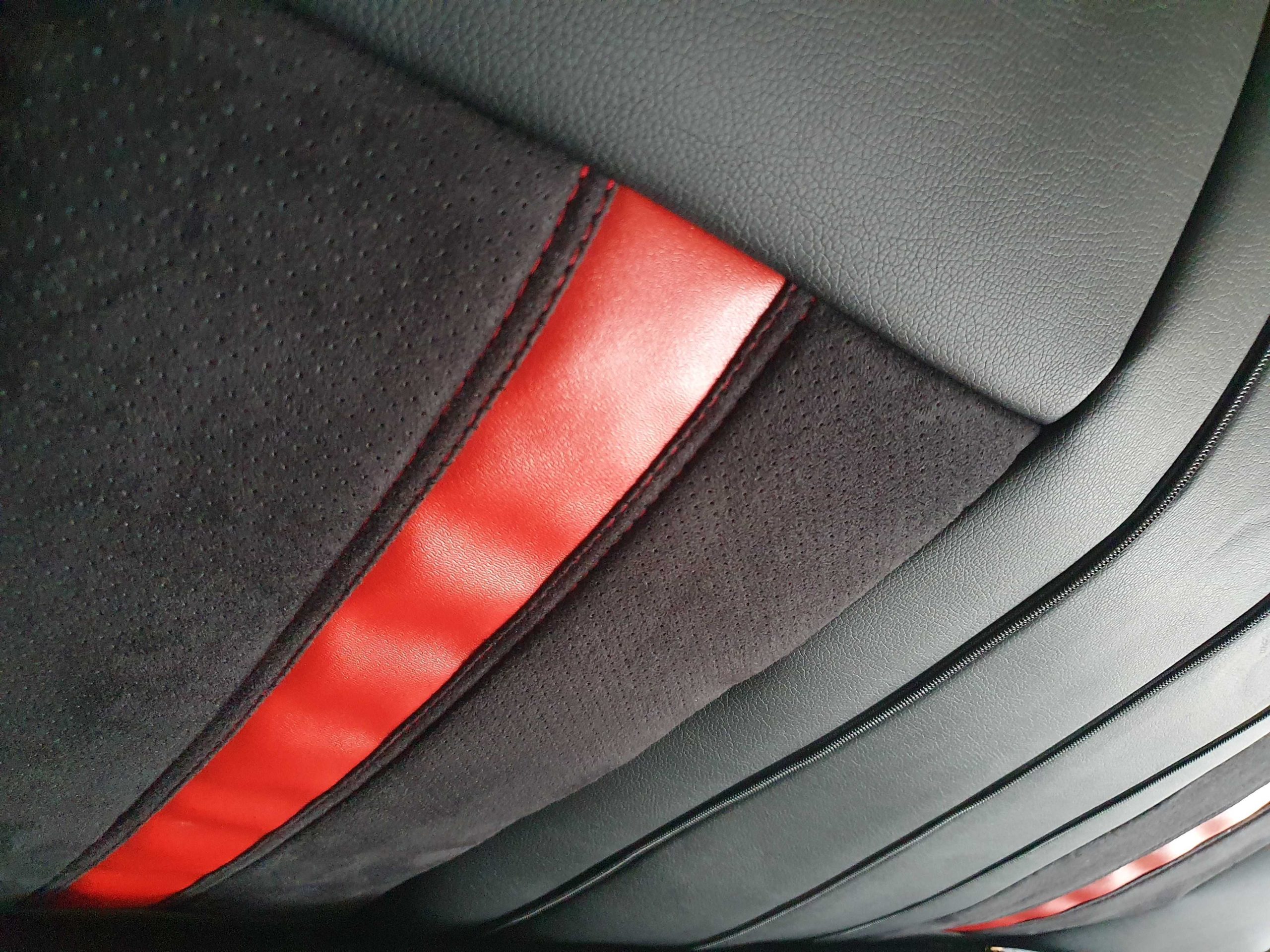 Huse scaune LUXURY perforat alcantara și piele ecologică – linie roșie - obrazek 11