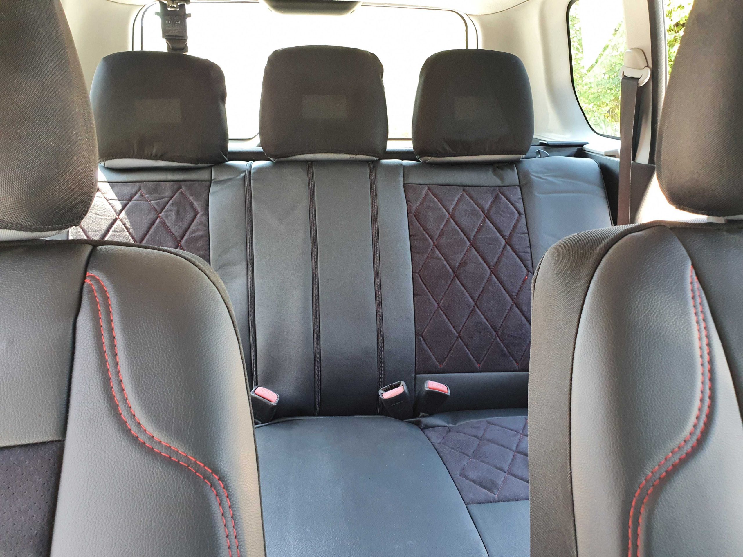Huse scaune Mitsubishi Spacestar - alcantara perforata si piele ecologica - obrazek 5