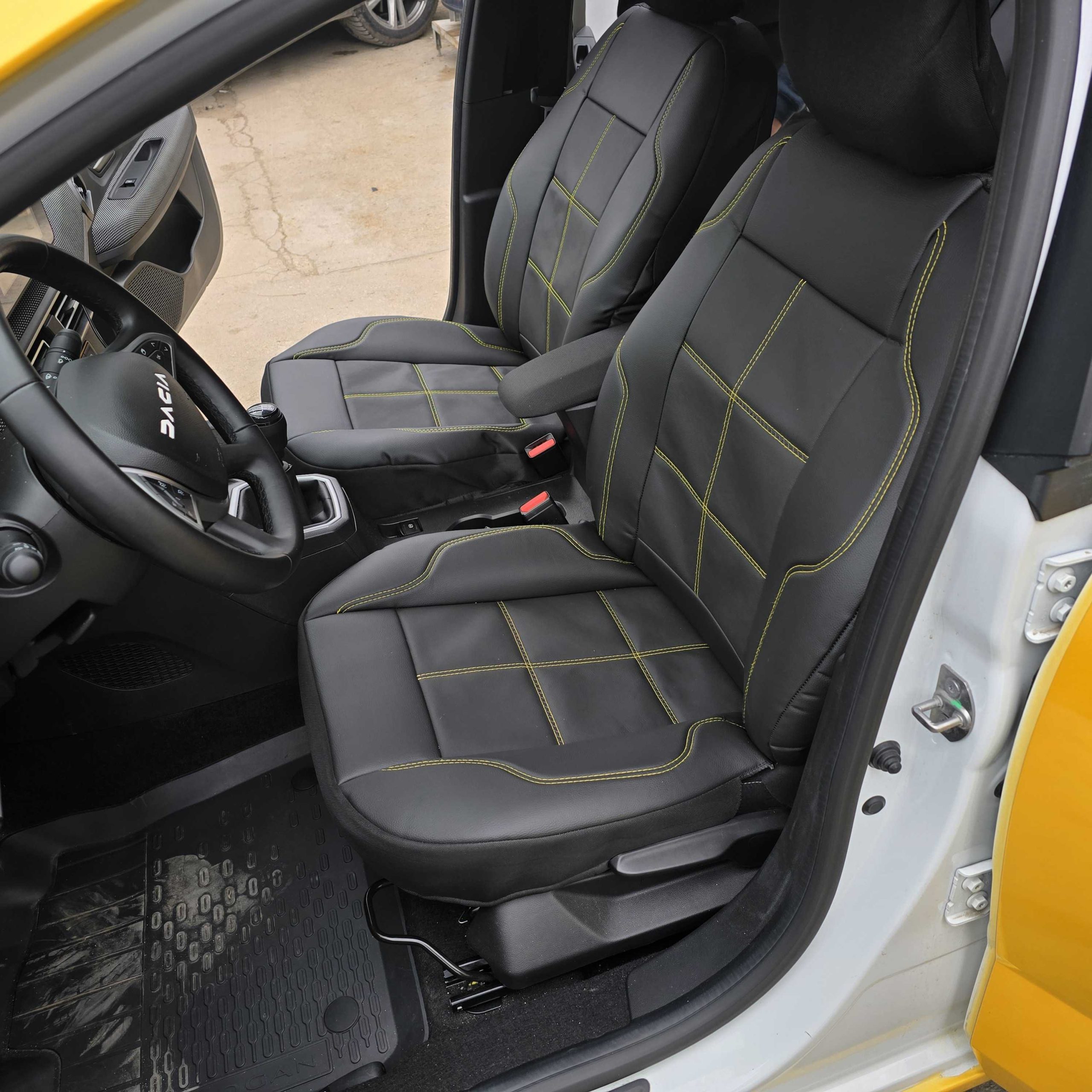 Husе scaunе Dacia Logan - piele naturala si piele ecologica