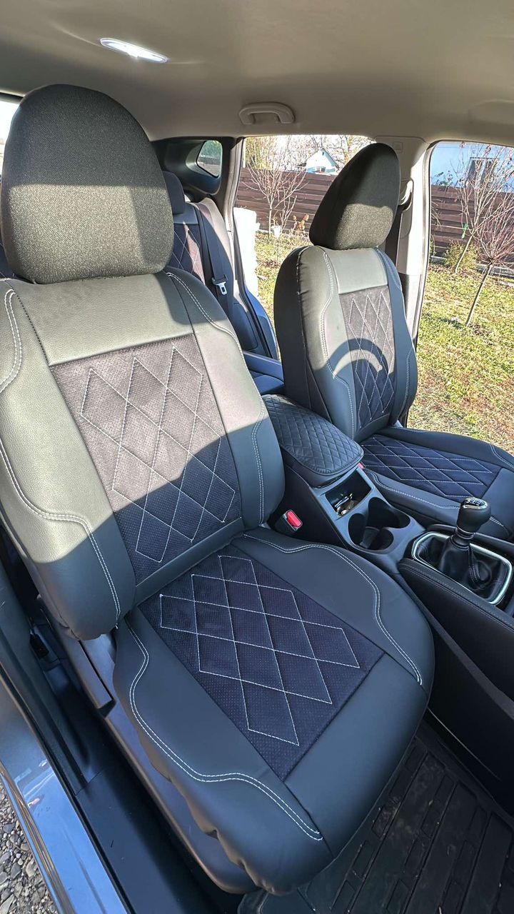 Huse scaune NISSAN Qashqai - alcantara perforata si piele ecologica - obrazek 2