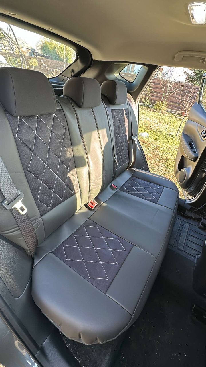 Huse scaune NISSAN Qashqai - alcantara perforata si piele ecologica - obrazek 8