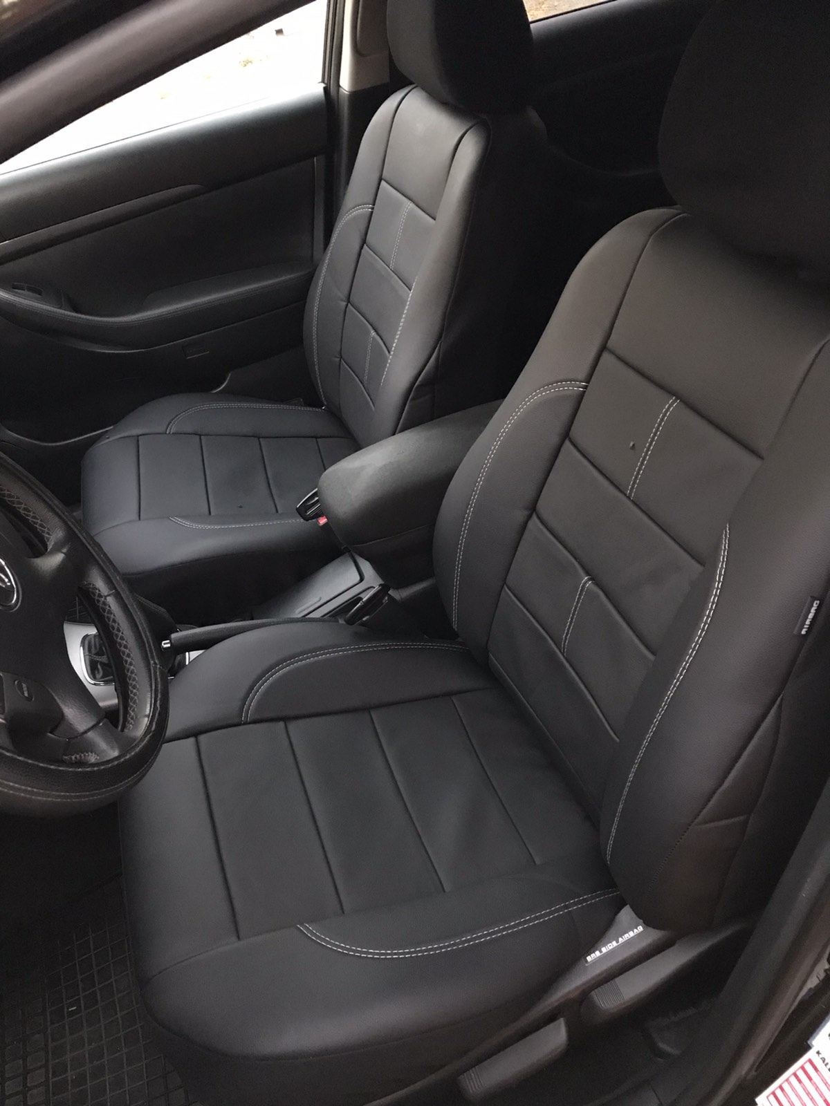 Husе scaunе Toyota Avensis T25 - piele naturala si piele ecologica