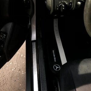 Covorașe din piele de lux cu piele de mașină și model logo