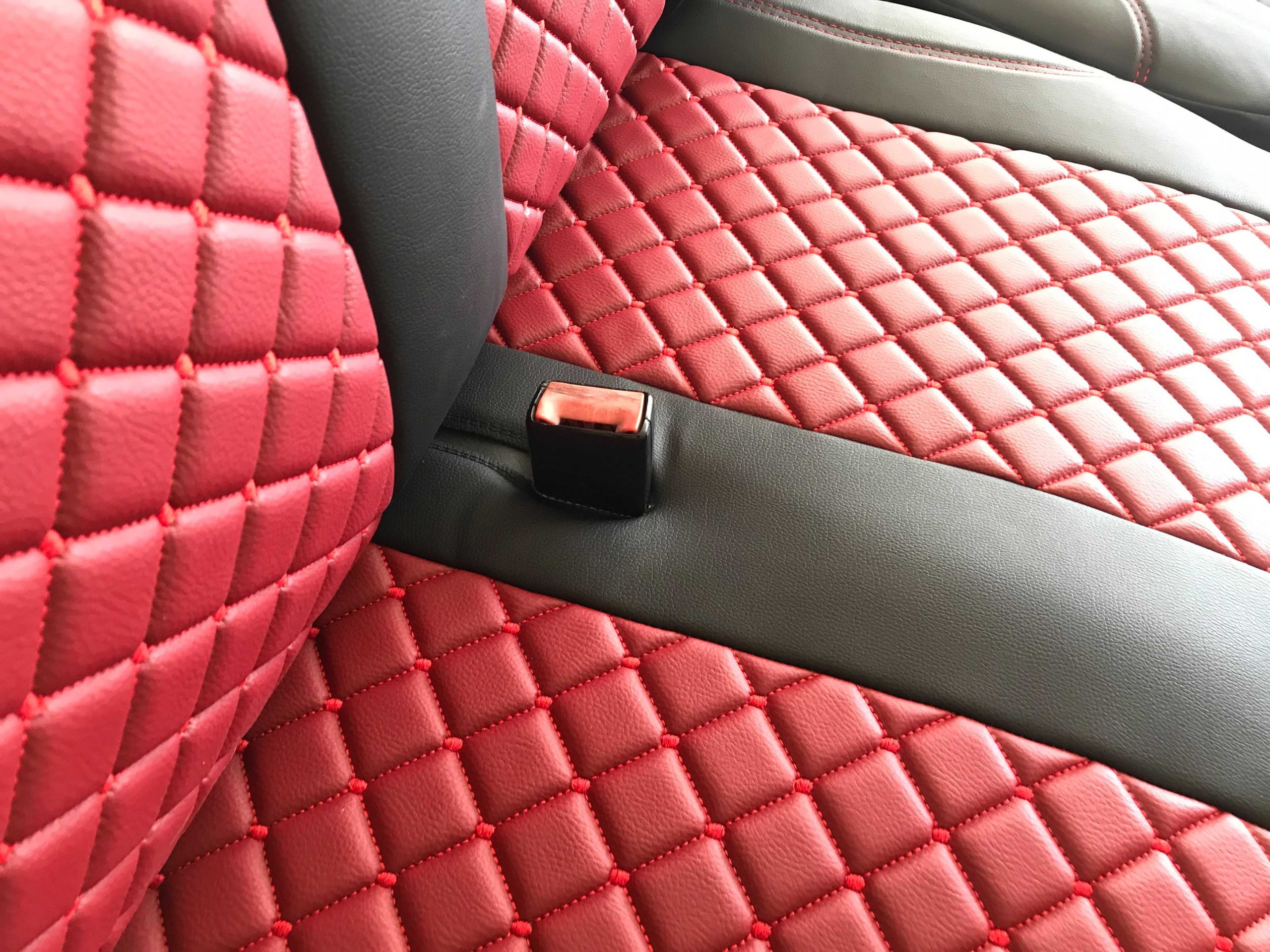 Husa scaunе pentru autoutilitare 2+1 - Piele rosie cu cusut de lux - obrazek 4